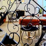 Bo House & Hairshop *