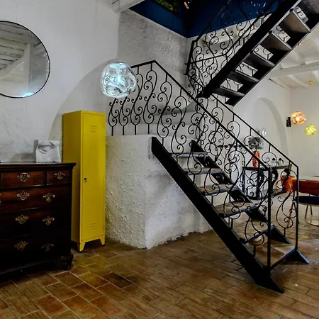 Bo House & Hairshop Estômbar
