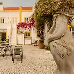 Bo House & Hairshop Otel Estômbar