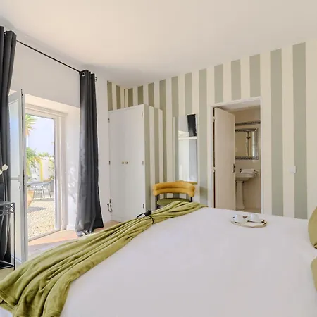 Bo House & Hairshop Otel