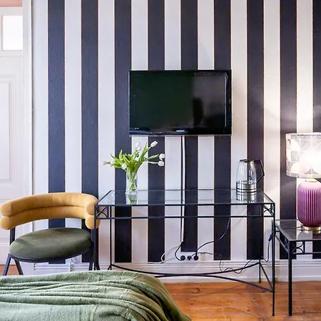 Bo House & Hairshop Hotel